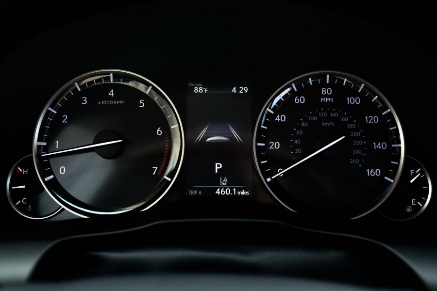  Lexus ES350 2016 года  (фото 11 из 11)